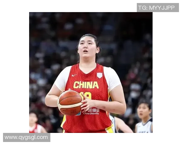 女篮亚洲杯12人名单公布00后新星崭露头角张子宇成重点球员